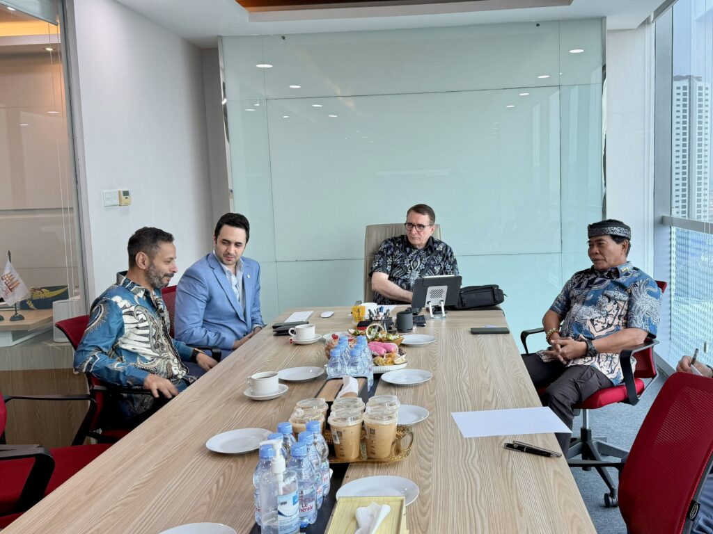 Gubernur dan Nikoil Group Jajaki Investasi Infrastruktur dan Hilirisasi Industri