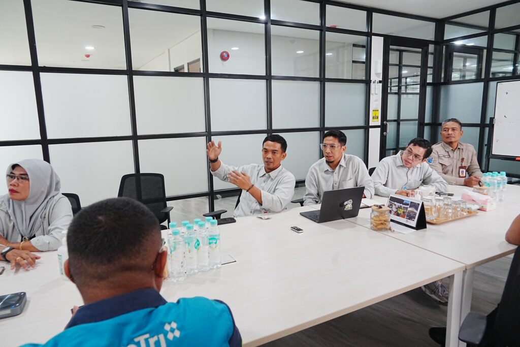 Sekprov Tinjau PT. KIPI, SINERGI Kaltara Siap Hubungkan UMKM dengan Industri