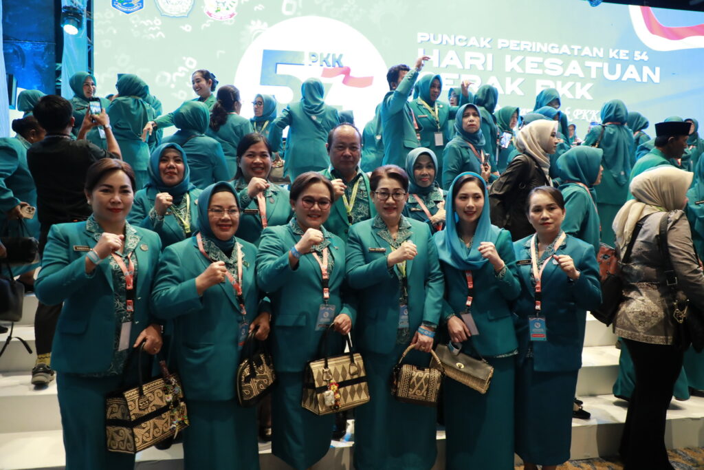 Semangat Kebersamaan Warnai Puncak HKG PKK, TP PKK Kaltara Siap Perkuat Peran Keluarga
