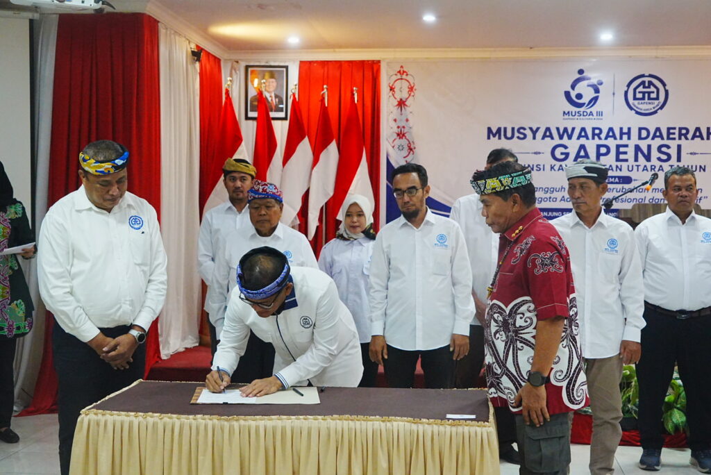Musda ke-3 Gapensi Ditutup, Gubernur Ajak Pelaku Konstruksi Ambil Peran dalam Lompatan Pembangunan Kaltara