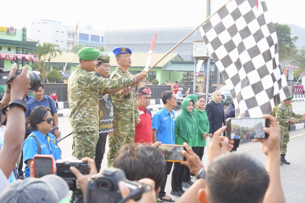 Kirab Merah Putih 2.026 Meter Semarakkan Peringatan Kemerdekaan di Kaltara